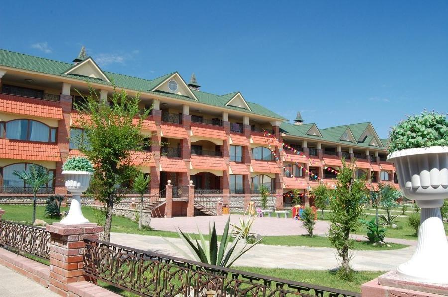 Morelux Boutique Hotel Kapchagay Exterior foto