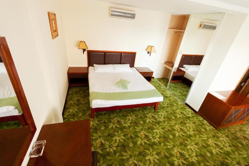 Morelux Boutique Hotel Kapchagay Habitación foto